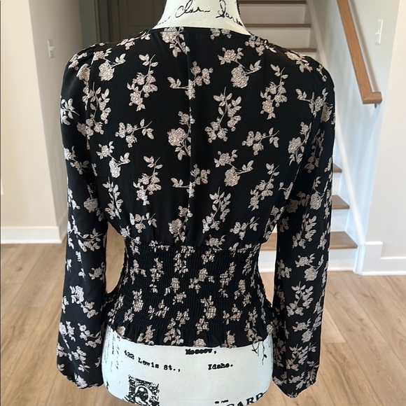 Love Tree Black and White Tie Front Long Sleeve Blouse - Picture 5 of 5